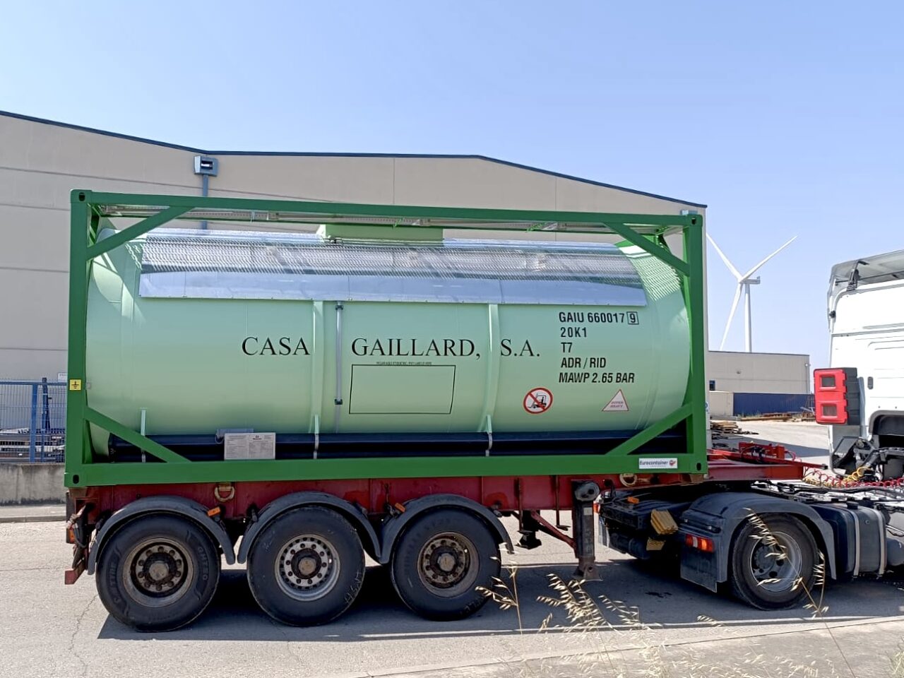 Contenedor-cisterna-T7-para-transporte-de-hipoclorito-de-sodio-1280x960.jpg
